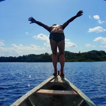Jumping into the lake Lago Tarapoto